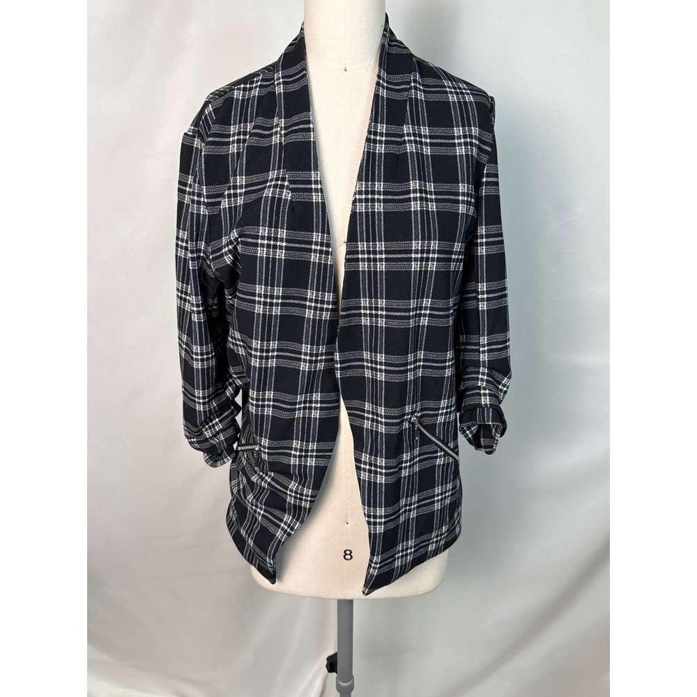 Maurices Large Plaid Open Front Blazer 3/4 Sleeve Business Layer Professional
